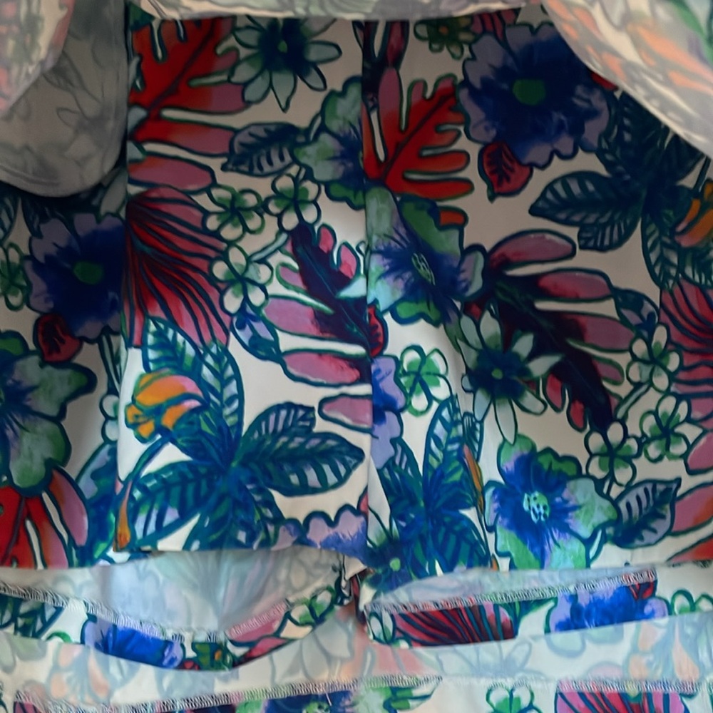 Zac & Rachel 16W blue/red/green floral skort. Tropical pockets spandex stretch - Picture 5 of 10